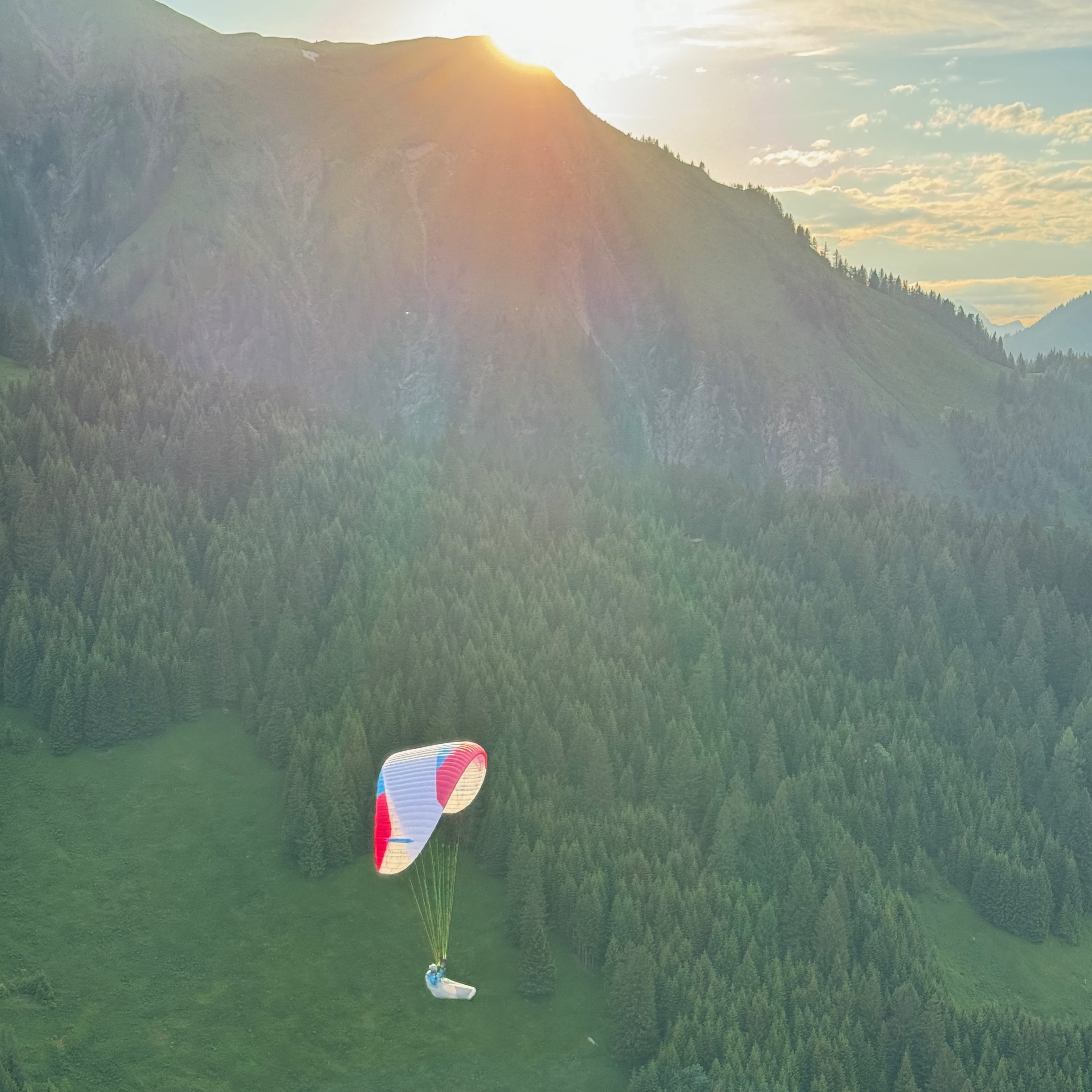Hike & Fly Feierabendrunde in der Tiroler Zugspitz Arena